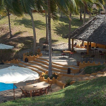 Kinasi Lodge Utende Exterior photo